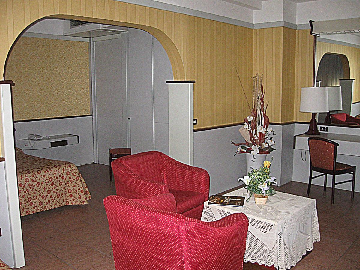 Hotel Maxim Verona Exterior foto